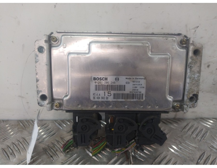 Recambio de centralita motor uce para peugeot 106 ii (1a_, 1c_) 1.1 i referencia OEM IAM 0261206246  