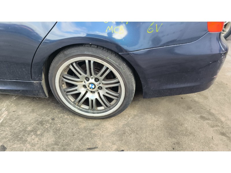 Recambio de paso de rueda trasero izquierdo para bmw 3 (e90) 320 d referencia OEM IAM 51717059381  