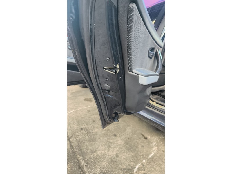 Recambio de cerradura puerta trasera izquierda para bmw 3 (e90) 320 d referencia OEM IAM 51227202147  