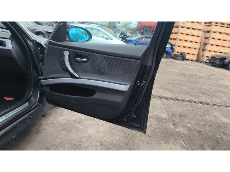 Recambio de guarnecido puerta delantera derecha para bmw 3 (e90) 320 d referencia OEM IAM 51419154152  