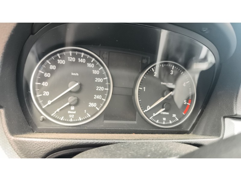 Recambio de cuadro instrumentos para bmw 3 (e90) 320 d referencia OEM IAM 9242346  