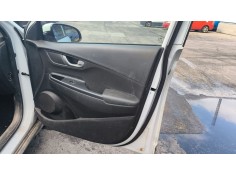 Recambio de guarnecido puerta delantera derecha para hyundai kona (os, ose, osi) 1.0 t-gdi referencia OEM IAM 82361J9000  