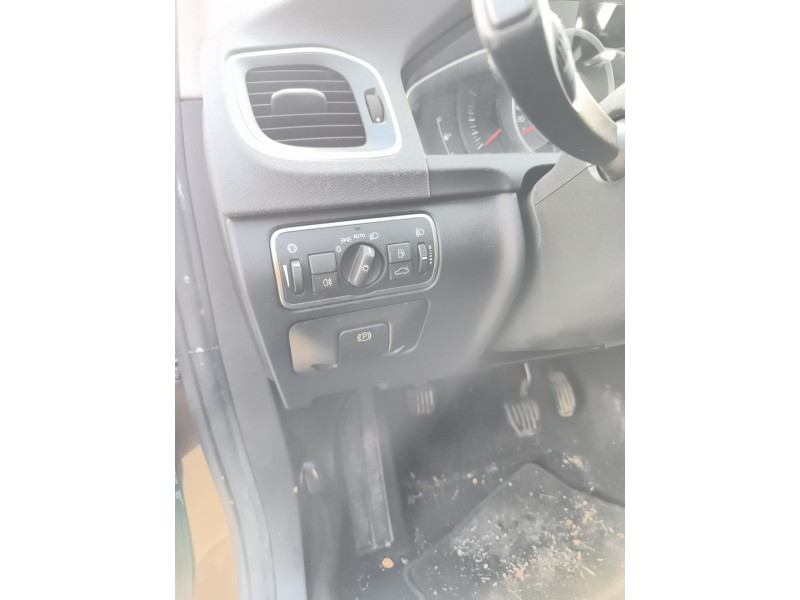 Recambio de mando luces para volvo v60 i cross country (157) d4 referencia OEM IAM   
