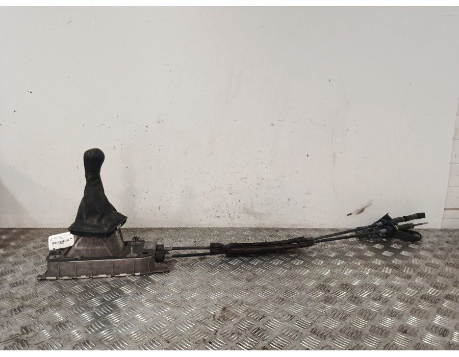 Recambio de palanca cambio para volkswagen caddy iv monospace (sab, saj) 2.0 tdi referencia OEM IAM 1T0711049BD 1K0711046T 
