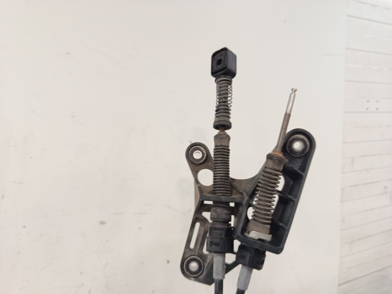 Recambio de palanca cambio para volkswagen caddy iv monospace (sab, saj) 2.0 tdi referencia OEM IAM 1T0711049BD 1K0711046T 