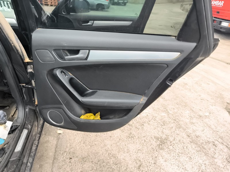 Recambio de guarnecido puerta trasera derecha para audi a4 b8 (8k2) 2.7 tdi referencia OEM IAM 8K0867306  