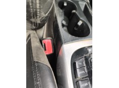 Recambio de enganche cinturon delantero derecho para audi a4 b8 (8k2) 2.7 tdi referencia OEM IAM 8K0857755D  