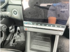 Recambio de mando climatizador para renault captur ii (hf_) tce 160 (hfn1) referencia OEM IAM 682105268R  