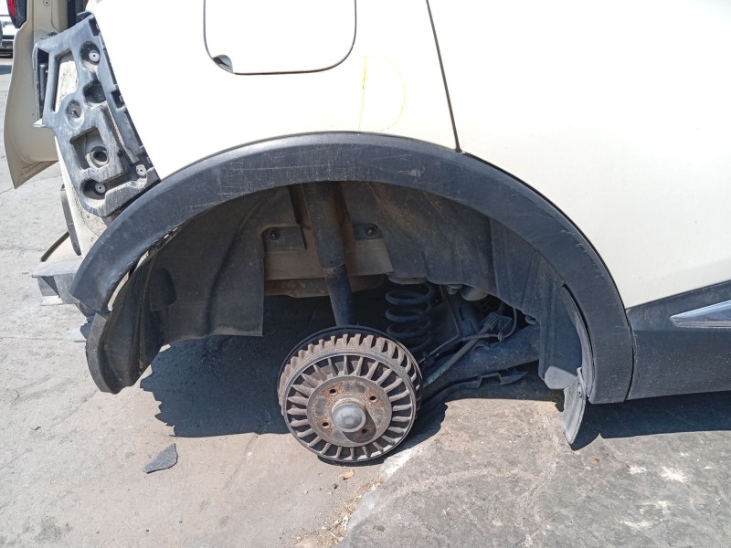 Recambio de aletin trasero derecho para renault captur i (j5_, h5_) 1.5 dci 90 referencia OEM IAM 788A20643R  