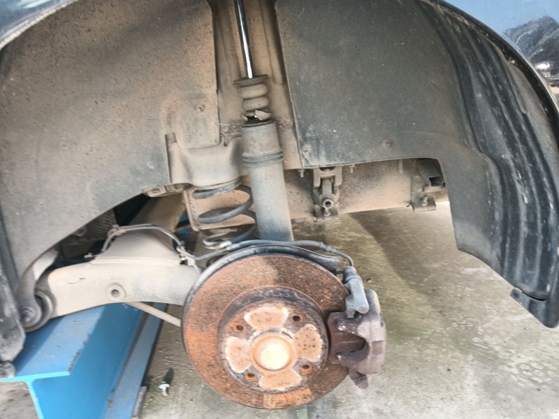Recambio de amortiguador trasero izquierdo para peugeot 307 cc (3b) 2.0 16v referencia OEM IAM 5206Z9  