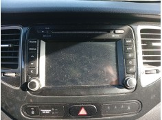 Recambio de sistema audio / radio cd para kia carens iv 1.7 crdi referencia OEM IAM 96550A4101CA  