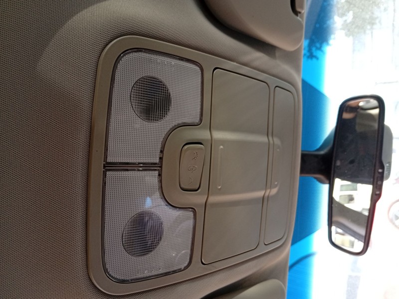 Recambio de luz interior para kia carens iv 1.7 crdi referencia OEM IAM 92800A4XXX  
