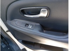 Recambio de mando elevalunas trasero derecho para kia carens iv 1.7 crdi referencia OEM IAM 93580A4900CA  