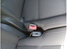 Recambio de enganche cinturon trasero izquierdo para kia carens iv 1.7 crdi referencia OEM IAM 89830A4200WK  