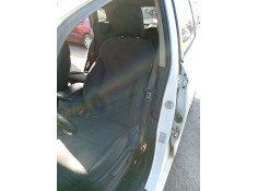 Recambio de asiento delantero izquierdo para kia carens iv 1.7 crdi referencia OEM IAM 88500A4000  