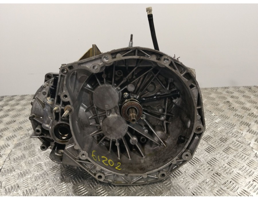 Recambio de caja cambios para renault trafic ii furgoneta (fl) 1.9 dci 100 (fl0c) referencia OEM IAM PK6371  