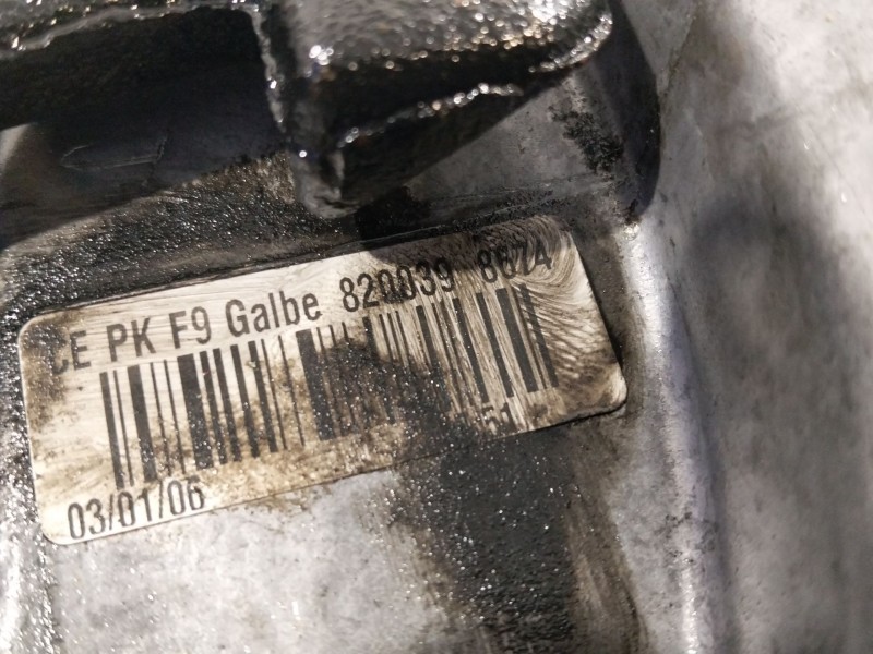 Recambio de caja cambios para renault trafic ii furgoneta (fl) 1.9 dci 100 (fl0c) referencia OEM IAM PK6371  