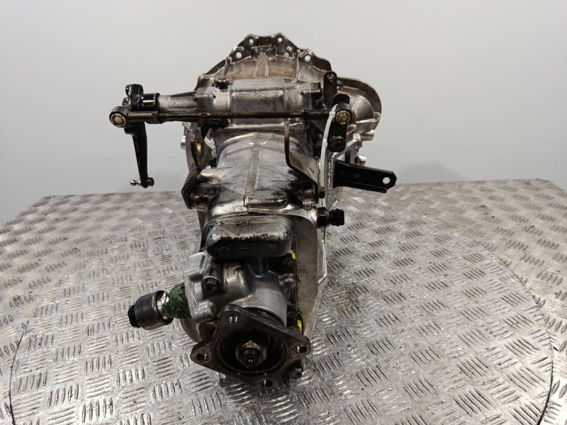 Recambio de caja cambios para nissan atleon 120 tk110.35 tk56.35/4 referencia OEM IAM 321319X502  