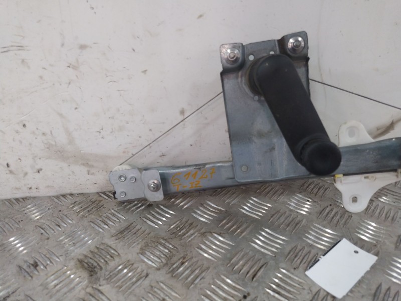 Recambio de elevalunas trasero izquierdo para renault clio iv (bh_) 0.9 tce 90 referencia OEM IAM 827013204R  
