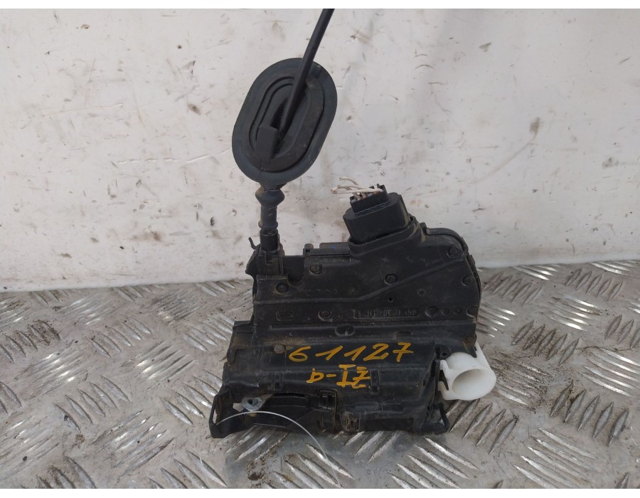 Recambio de cerradura puerta delantera izquierda para renault clio iv (bh_) 0.9 tce 90 referencia OEM IAM 805011929R  