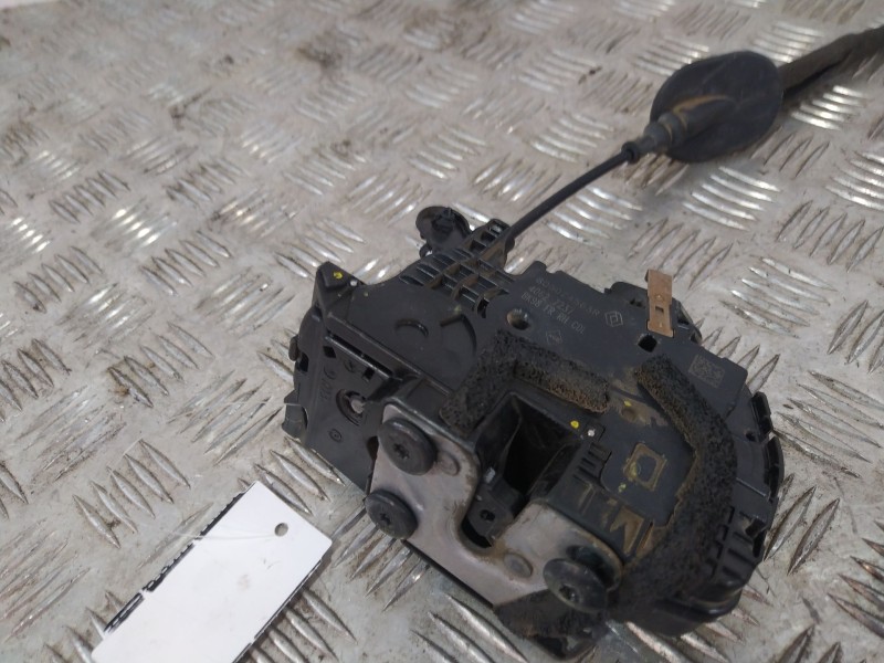 Recambio de cerradura puerta delantera derecha para renault clio iv (bh_) 0.9 tce 90 referencia OEM IAM 805004945R  