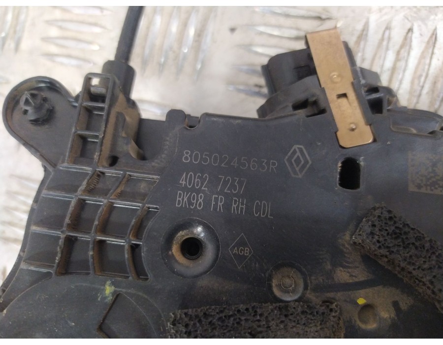 Recambio de cerradura puerta delantera derecha para renault clio iv (bh_) 0.9 tce 90 referencia OEM IAM 805004945R  