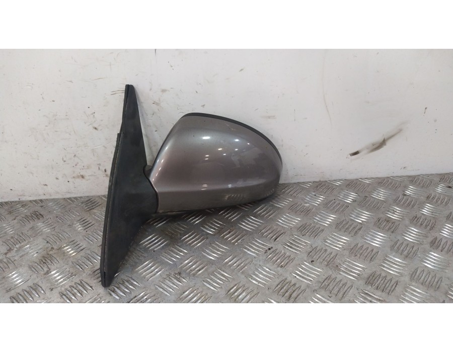 Recambio de retrovisor izquierdo para kia cee´d hatchback (ed) 1.6 crdi 115 referencia OEM IAM 022608  