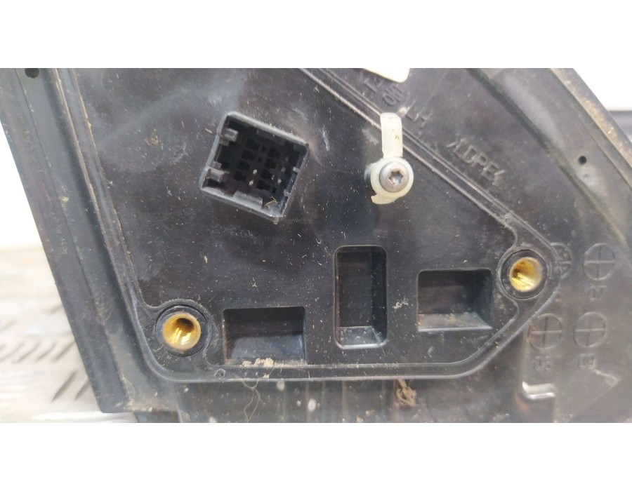 Recambio de retrovisor izquierdo para kia cee´d hatchback (ed) 1.6 crdi 115 referencia OEM IAM 022608  