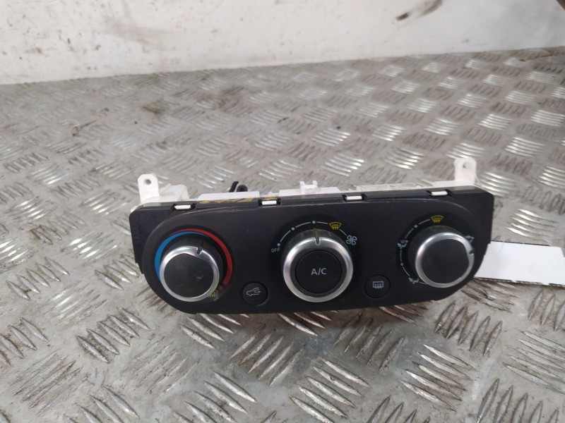 Recambio de mando climatizador para renault clio iv (bh_) 0.9 tce 90 referencia OEM IAM 5R5841100  