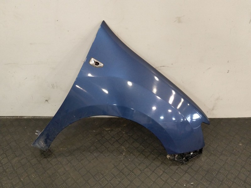 Recambio de aleta delantera derecha para dacia sandero ii (b8_) tce 90 lpg (b8m1) referencia OEM IAM 631000142R  