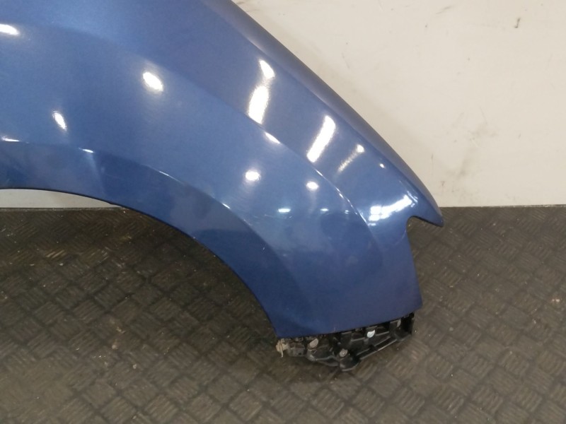 Recambio de aleta delantera derecha para dacia sandero ii (b8_) tce 90 lpg (b8m1) referencia OEM IAM 631000142R  