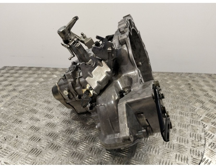 Recambio de caja cambios para suzuki swift iii (mz, ez) 1.3 ddis (rs 413d) referencia OEM IAM F17W355  
