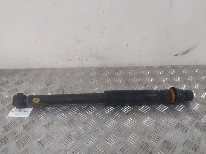 Recambio de amortiguador trasero izquierdo para kia picanto 1.0 cat referencia OEM IAM 553101Y100  