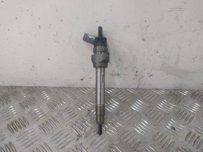 Recambio de inyector para mini mini (f55) cooper d referencia OEM IAM 8511630  