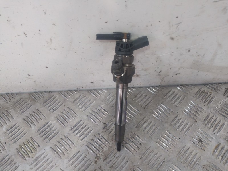 Recambio de inyector para mini mini (f55) cooper d referencia OEM IAM 8511630  