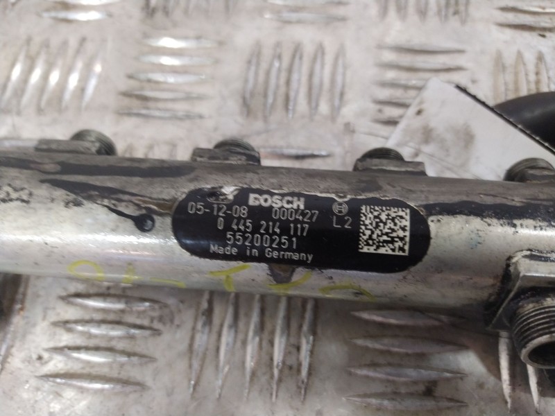 Recambio de rampa inyectora para opel astra h gtc (a04) 1.9 cdti (l08) referencia OEM IAM 0445214117  
