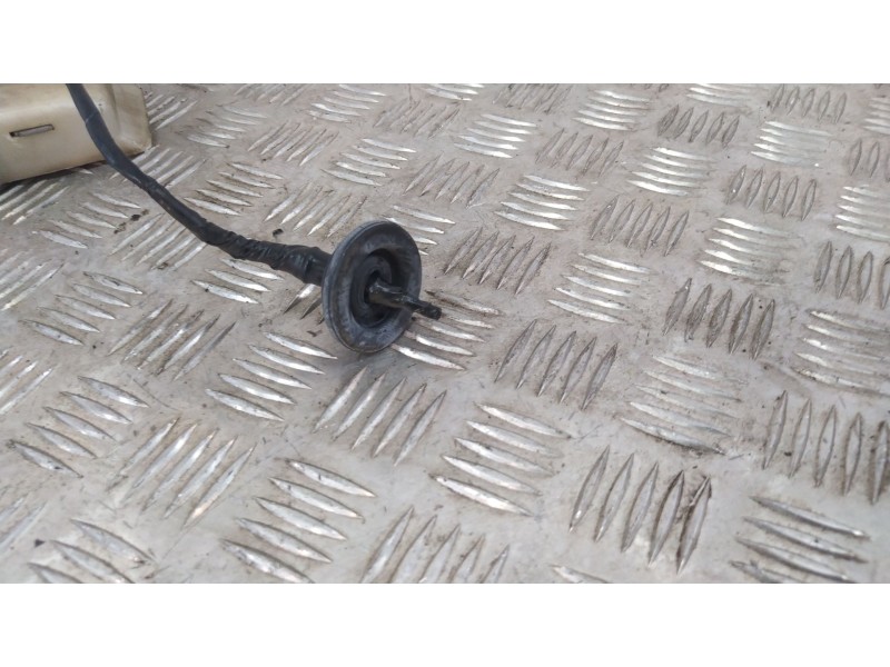 Recambio de cerradura puerta delantera derecha para volkswagen touareg (7la) 2.5 tdi referencia OEM IAM 7L0837090  