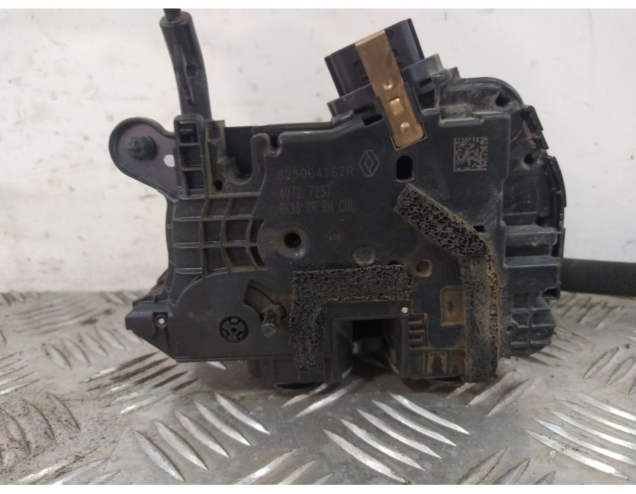 Recambio de cerradura puerta trasera derecha para renault clio iv (bh_) 0.9 tce 90 referencia OEM IAM 825000767R  