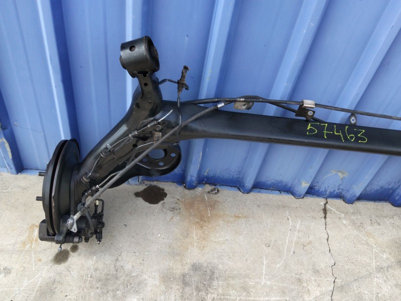 Recambio de puente trasero para toyota auris (_e18_) 1.4 d-4d (nde180_) referencia OEM IAM   