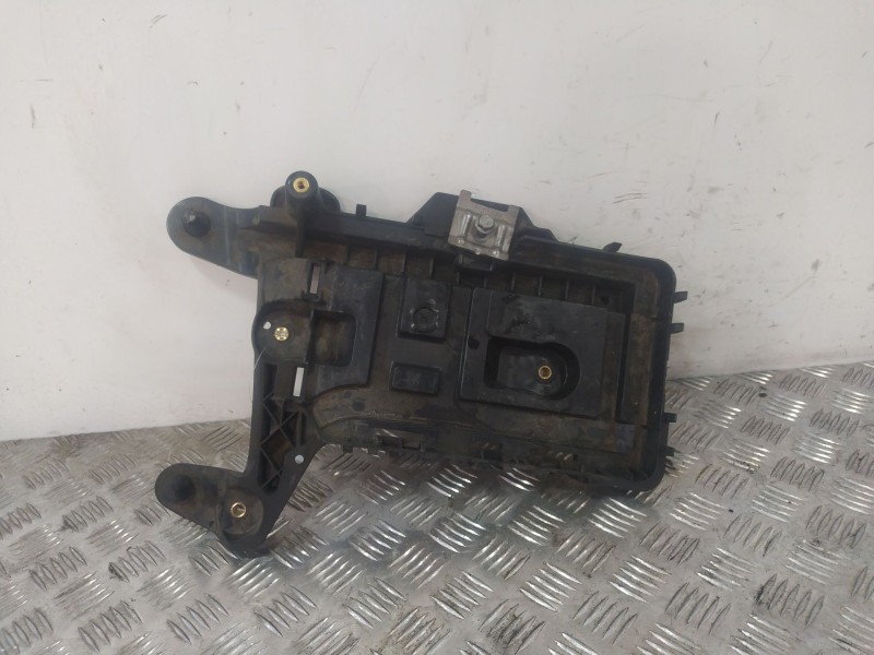 Recambio de soporte bateria para seat altea (5p1) 1.9 tdi referencia OEM IAM 1K0915333  