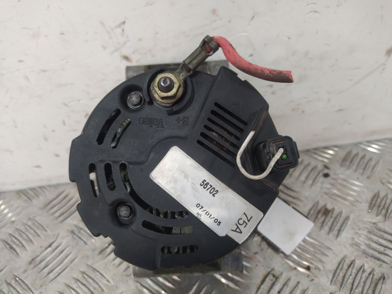 Recambio de alternador para renault clio ii (bb_, cb_) 1.4 (b/cb0c, b/cb0s) referencia OEM IAM   