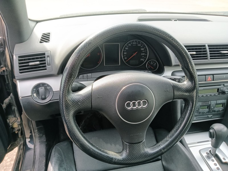audi a4 b6 (8e2) del año 2004