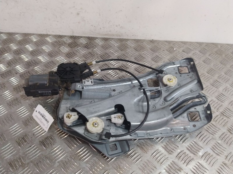 Recambio de elevalunas delantero derecho para renault megane ii coupé-cabriolet (em0/1_) 2.0 referencia OEM IAM 400772  