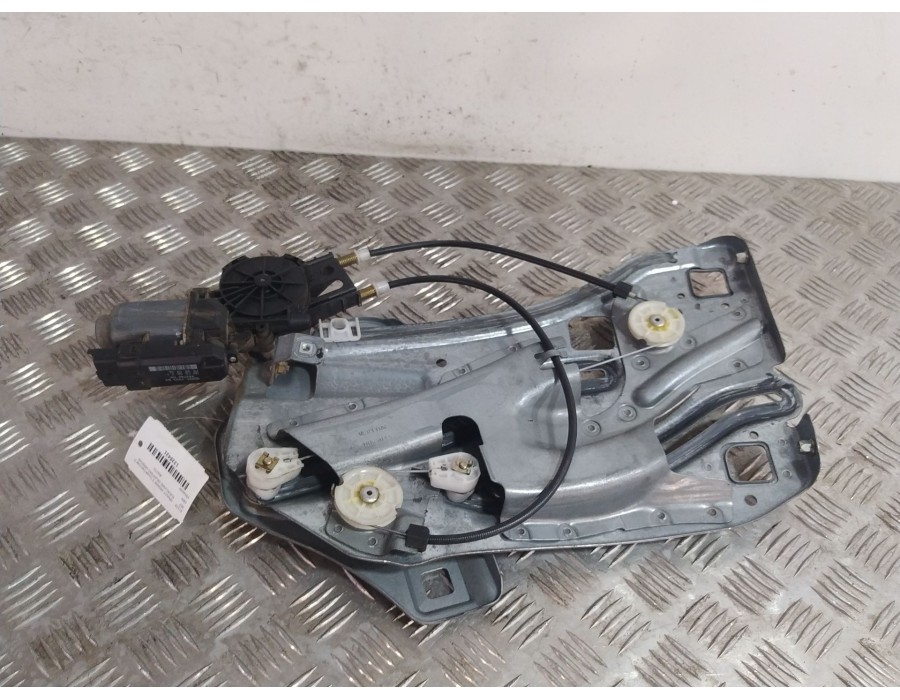 Recambio de elevalunas delantero derecho para renault megane ii coupé-cabriolet (em0/1_) 2.0 referencia OEM IAM 400772  