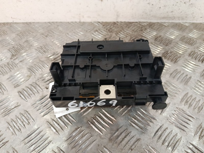 Recambio de caja fusibles para peugeot 207/207+ (wa_, wc_) 1.6 16v turbo referencia OEM IAM 9661086980  