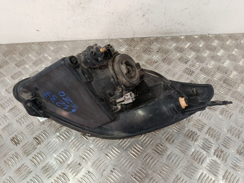 Recambio de faro izquierdo para suzuki swift iii (mz, ez) 1.3 4x4 (rs 413) referencia OEM IAM 2024321  