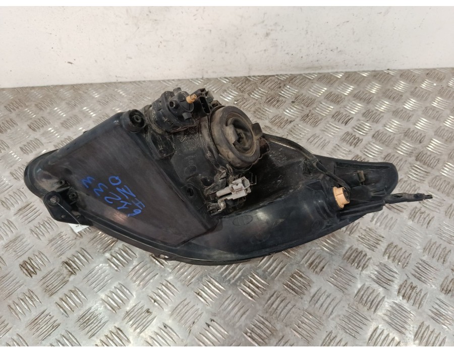 Recambio de faro izquierdo para suzuki swift iii (mz, ez) 1.3 4x4 (rs 413) referencia OEM IAM 2024321  