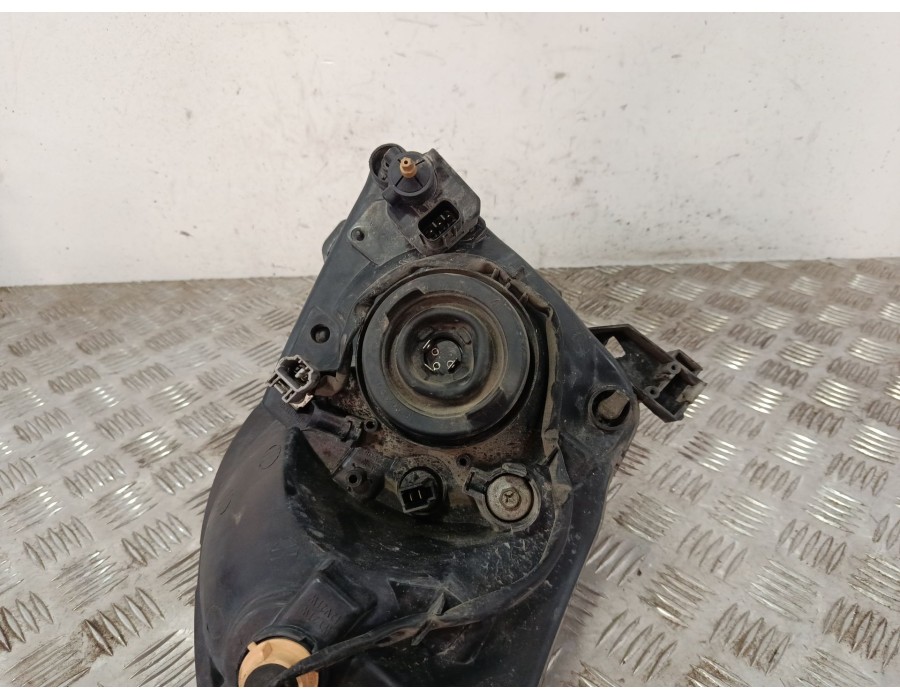 Recambio de faro izquierdo para suzuki swift iii (mz, ez) 1.3 4x4 (rs 413) referencia OEM IAM 2024321  