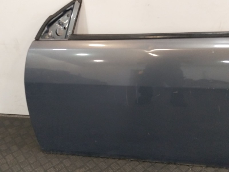 Recambio de puerta delantera izquierda para renault megane ii coupe/cabrio referencia OEM IAM 7751474924  
