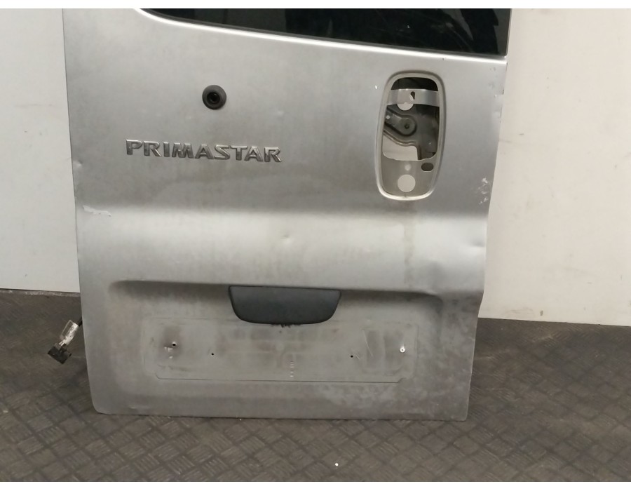 Recambio de puerta trasera carga izquierda para nissan primastar furgoneta (x83) 2.5 dci 140 referencia OEM IAM 9015200QAA  